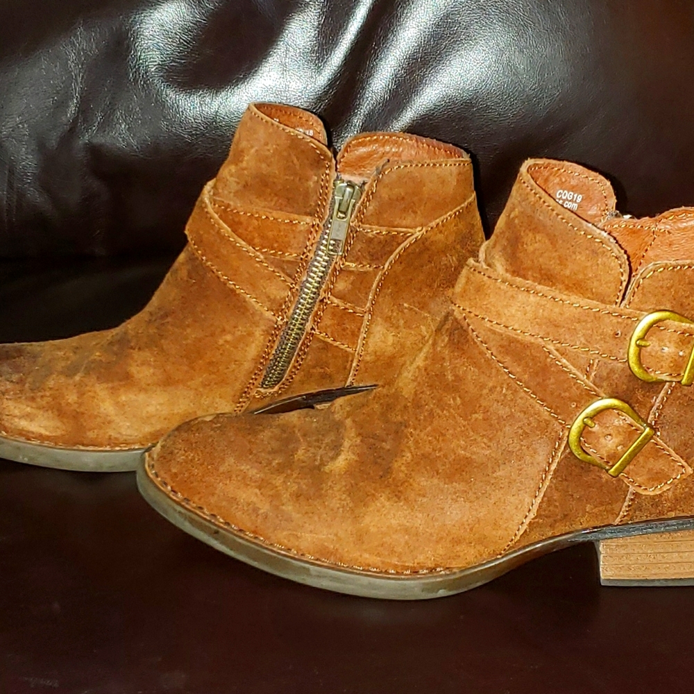 Born super cute brown booties - Picture 4 of 5
